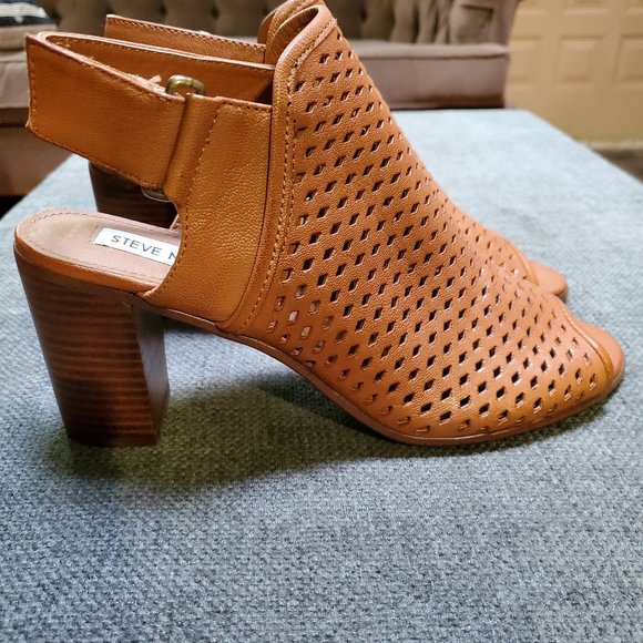 Steve Madden | Leather High heel Nimbble Peep Toe Sandals - Picture 1 of 6
